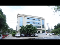 أجزاء السيارات في المكتب